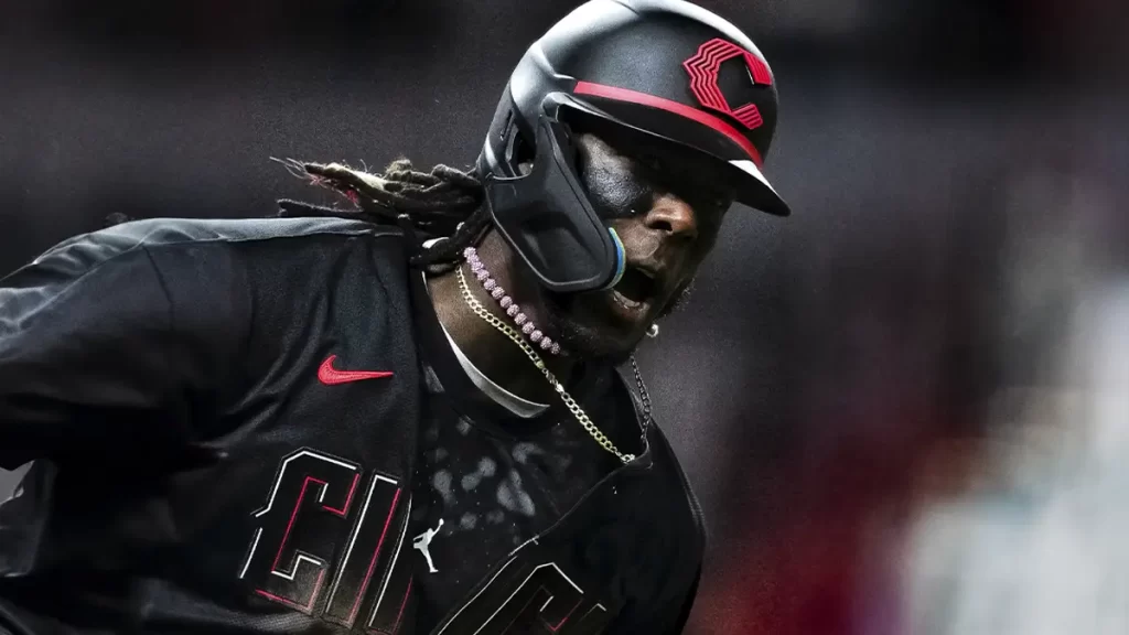 Elly de la Cruz hace historia en MLB con actuaciones consecutivas de 4 Hits