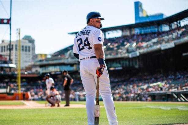 Miguel Cabrera conecta jonron e iguala en extrabases a Tris Speaker
