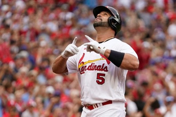 ¡Felicidades Albert Pujols llega a 700 jonrones en Grandes Ligas