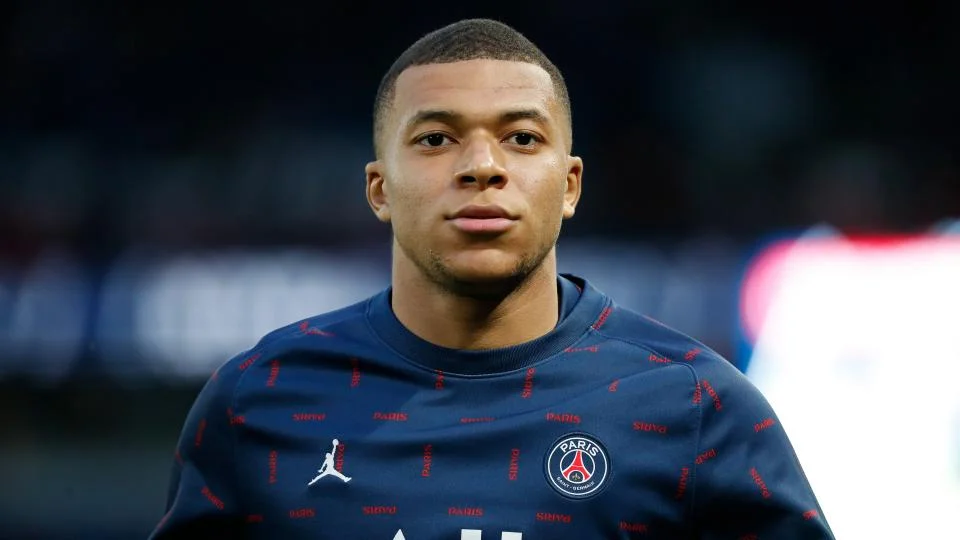 Kylian Mbappe se va del PSG Estaria fuera en enero