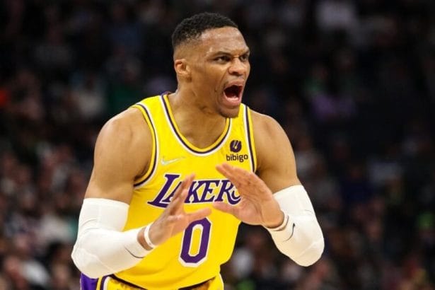 Russell Westbrook supera a Klay Thompson en porcentaje de triples esta temporada