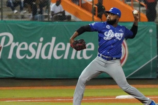 Tigres del Licey lanzan No Hitter frente a los Toros