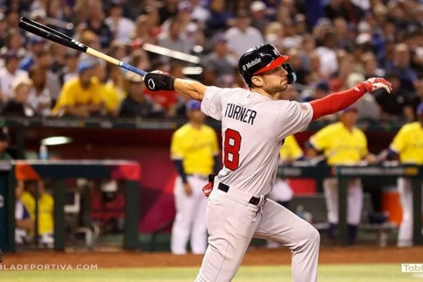 El jonron de Trea Turner impulsa a Estados Unidos a semifinales del Clasico Mundial