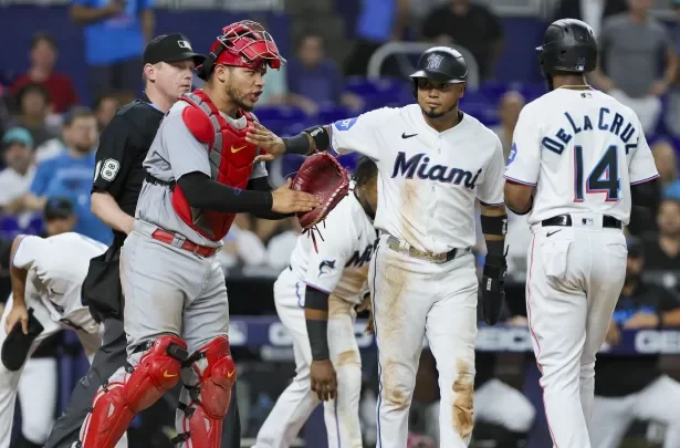 Incidente entre Willson Contreras y Brayan de la Cruz genera controversia en las Grandes Ligas