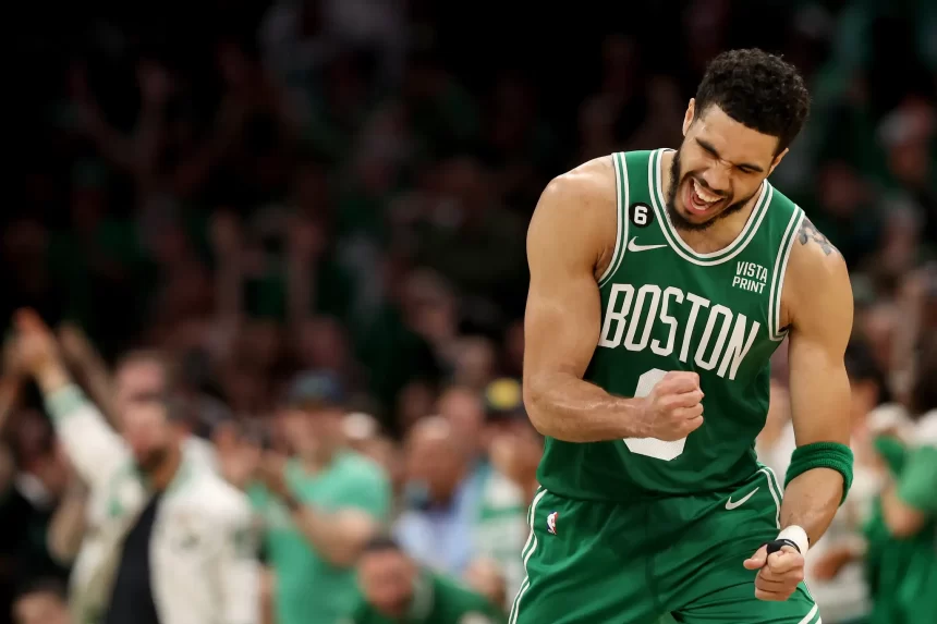 Los Boston Celtics se Reinventan Un Quinteto de Temer para la proxima temporada