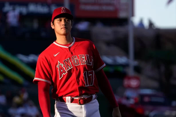 Una Historia de Dualidad La Grandeza de Jugadores Bidireccionales en el Beisbol scaled 1