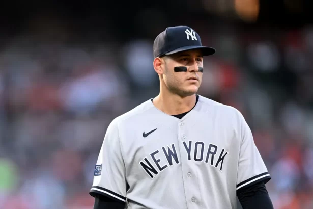 Anthony Rizzo estara fuera el resto de la temporada 2023 de los Yankees
