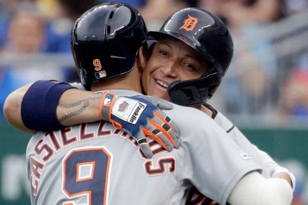 El aliento de Miguel Cabrera a Nick Castellanos en su trayectoria con los Tigres