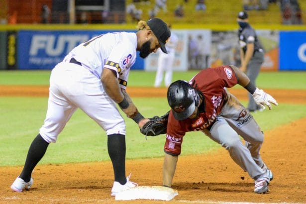 Ver en vivo el partido de Aguilas Cibaenas vs Gigantes del Cibao