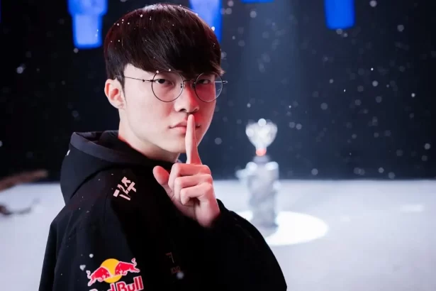 T1 triunfa en los Worlds 2023 y eligen sus skins conmemorativas