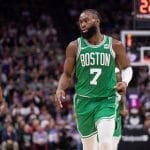 Los Celtics arrasan con los Kings y se afirman como lideres