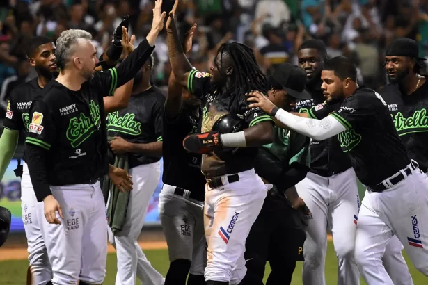 Las Estrellas Orientales vencen al Licey llevando la serie final a un septimo partido