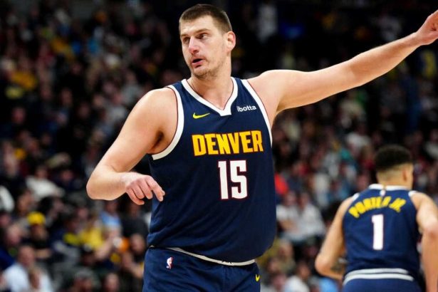 Nikola Jokic brilla y frustra el debut de Doc Rivers con los Bucks