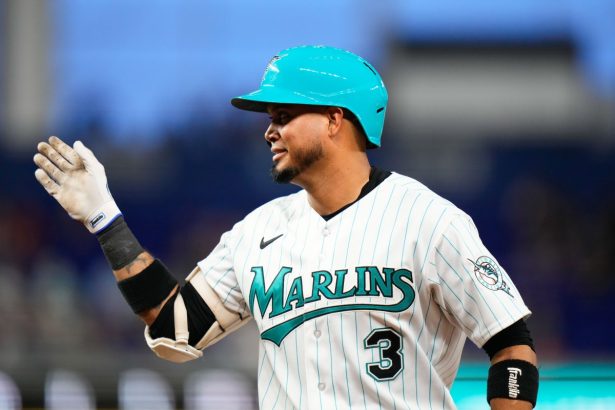 Tendra Luis Arraez una renovacion con los Marlins de Miami