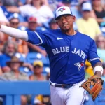 Azulejos de Toronto dejan a Eduardo Escobar en la agencia libre