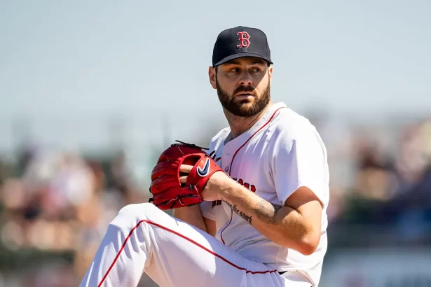 Boston pierde a Lucas Giolito para la temporada 2024 debido a cirugia en el codo