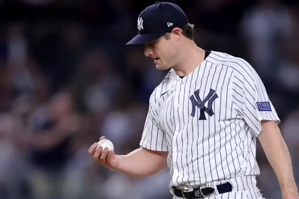 Desafios en la lomita Los Yankees buscan soluciones antes del dia inaugural
