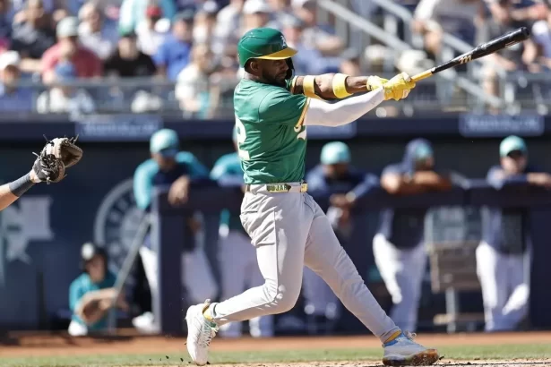 Desgarradora noticia para los Atleticos Miguel Andujar y Newcomb fuera por lesion
