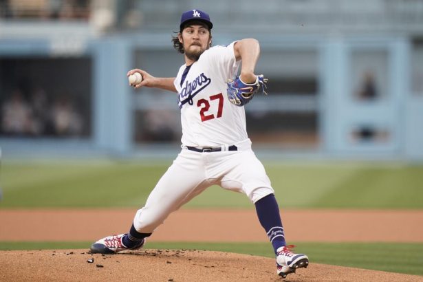 Las razones que mantienen a Trevor Bauer fuera de la MLB