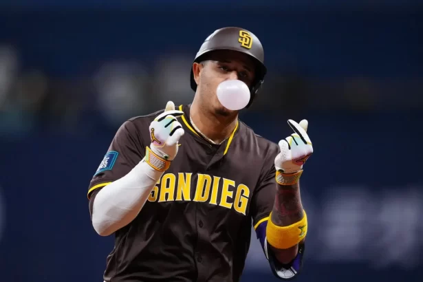 Manny Machado asegura la victoria de los Padres con un epico jonron