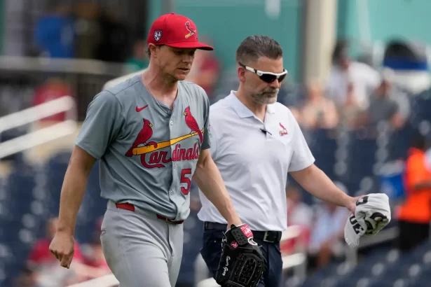 Sonny Gray enfrenta posible lesion en su segunda salida 1