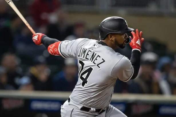 El desafio de Eloy Jimenez Brillantez lesiones y un futuro incierto
