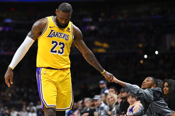LeBron James La promesa de Una o dos temporadas mas en la NBA