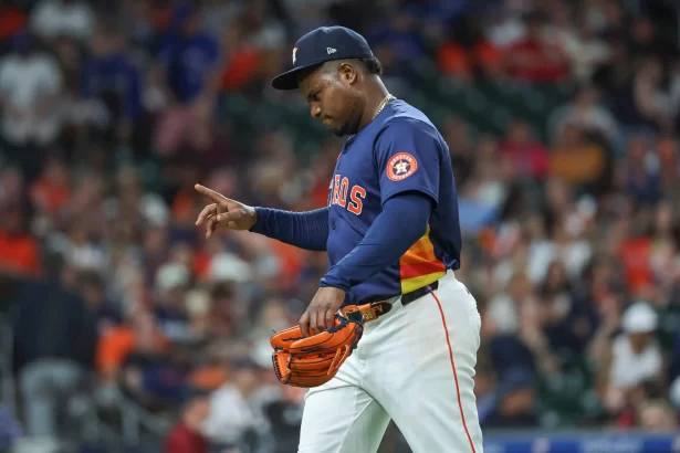 Los Astros de Houston enfrentan crisis en su rotacion de abridores