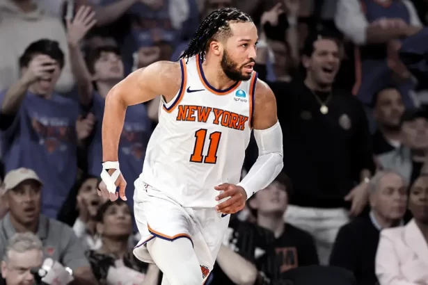 Brillante actuacion de Jalen Brunson en la Serie de Semifinales del Este