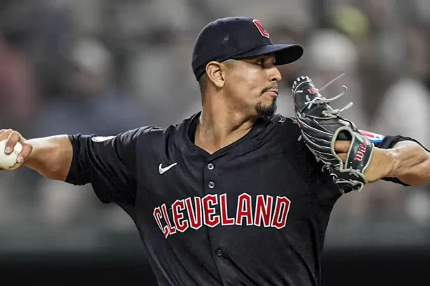 Carlos Carrasco fuera por lesion Desafio para los Guardianes de Cleveland