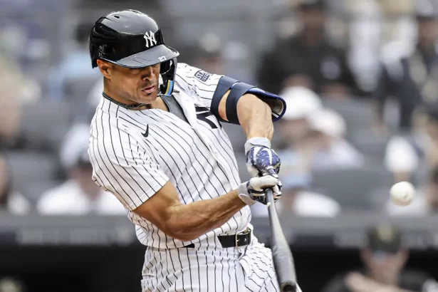 Giancarlo Stanton Un poderoso bateador con un record inusual