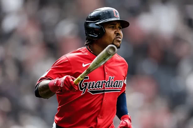 Jose Ramirez entra en la historia con un epico cuadrangular