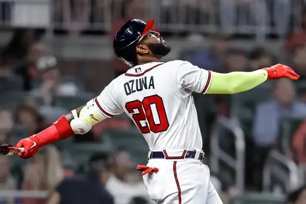 Marcell Ozuna Uniendo su nombre al de leyendas como Babe Ruth y Hank Aaron