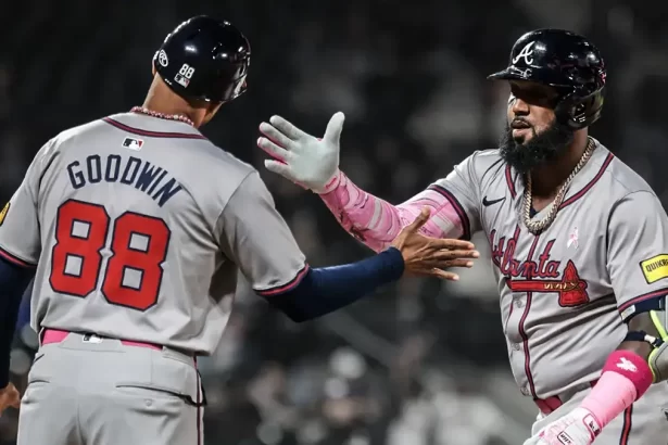 Marcell Ozuna lidera a los Bravos y desafia records en Grandes Ligas
