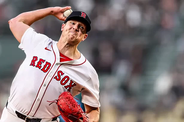 Nick Pivetta iguala record de ponches consecutivos y destaca con los Red Sox