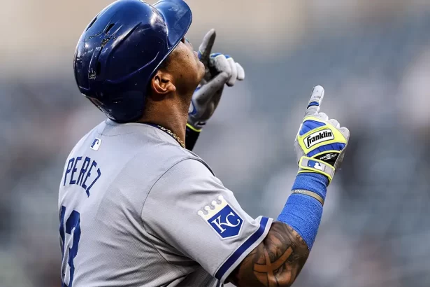 Salvador Perez Una estrella ofensiva en la temporada 2024 de la MLB