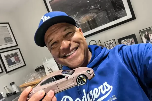 Shohei Ohtani sorprende a Dave Roberts con un regalo inesperado