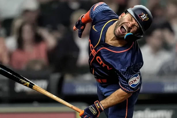 Venganza en el diamante Jose Altuve impactado por Ross Stripling