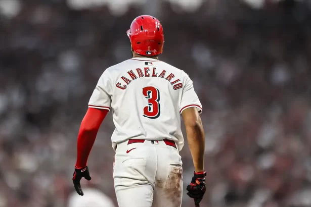 Jeimer Candelario destaca con su decimo jonron en Cincinnati