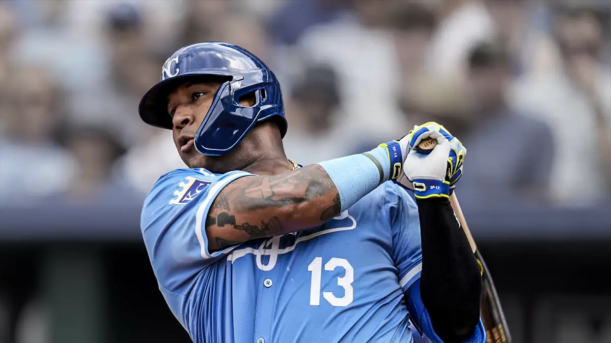 Salvador Perez brilla con su paciencia en la derrota ante los Yankees