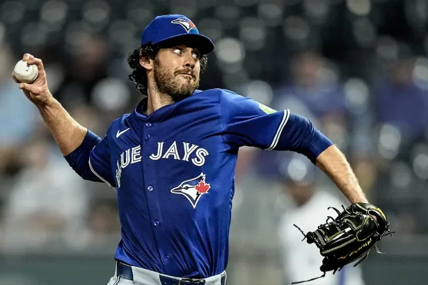 Toronto Blue Jays enfrentan desafios con lesion de Jordan Romano