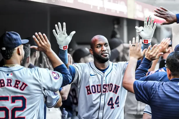 El poder de Yordan Alvarez y el exito de los Astros en Toronto