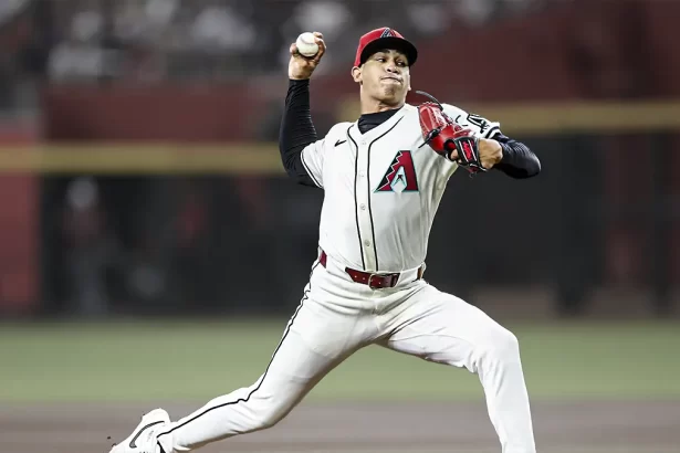 Excelente debut de Yilber Diaz en las Grandes Ligas