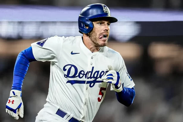 Freddie Freeman prioriza a su familia ante problema de salud de su hijo