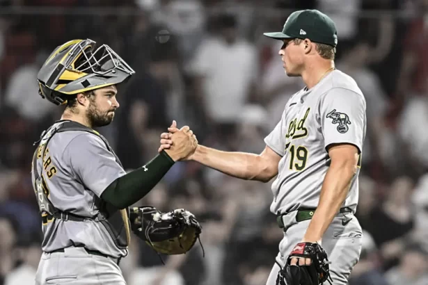 Mason Miller brilla en Fenway Park y consolida su dominio como cerrador