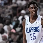Moussa Diabate se une a los Hornets con un contrato dual