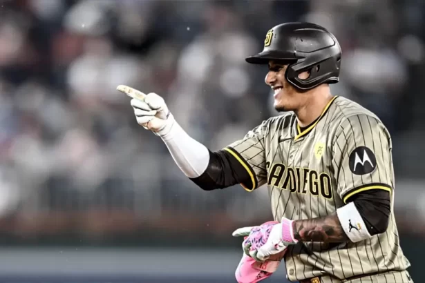 Padres aplastan a los Orioles en Baltimore Machado brilla y King domina