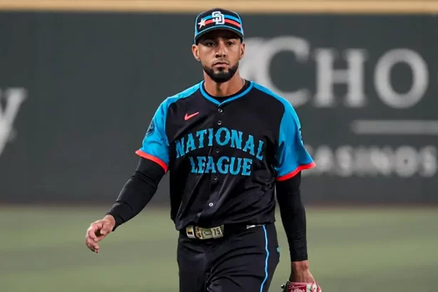 Robert Suarez brilla en el Juego de Estrellas con una actuacion impecable