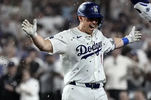 Will Smith brilla con rachas ofensivas en la serie contra Milwaukee Brewers