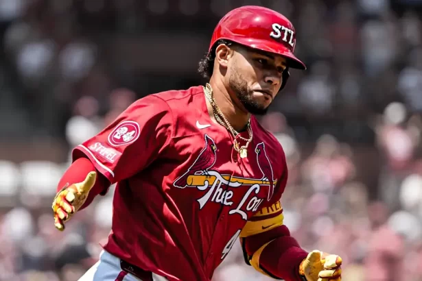 Willson Contreras impresiona con defensa soberbia en el Busch Stadium